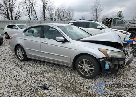 2011 Honda Accord Lx z USA, uszkodzony, nr VIN 1HGCP2F37BA040256